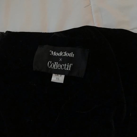 ModCloth x Collectif black velvet dress NWOT - Picture 3 of 6